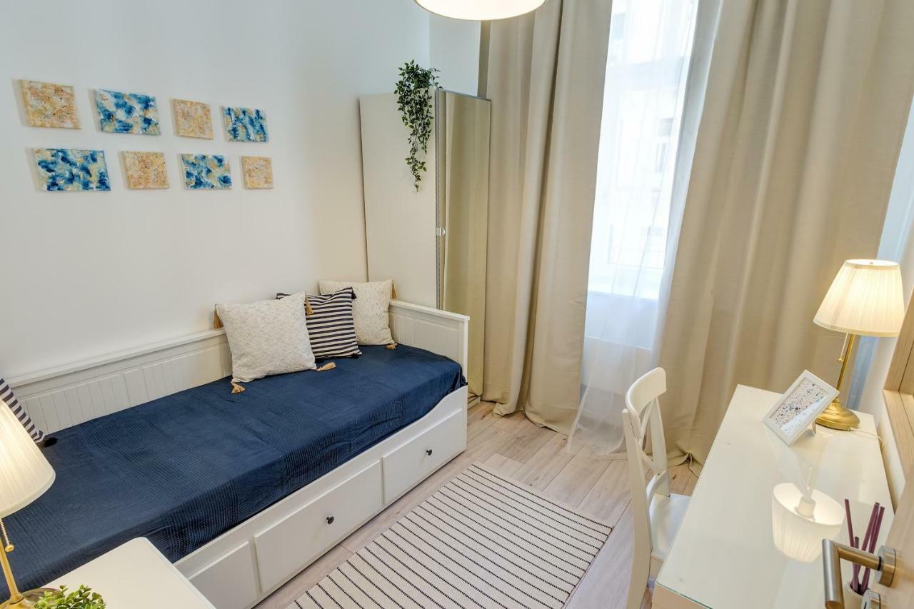 Rozsa Apartman *