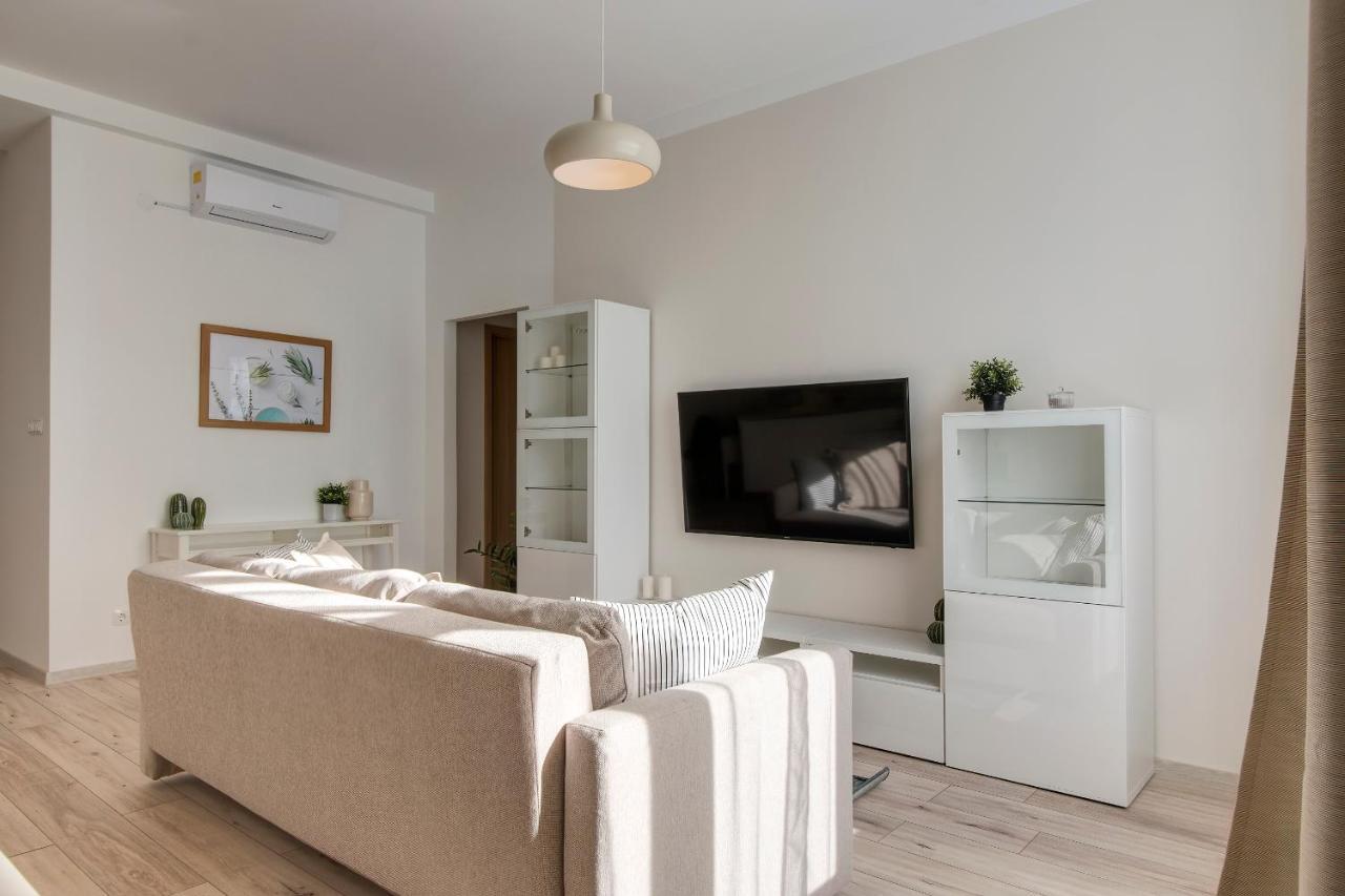 Rozsa Apartman *